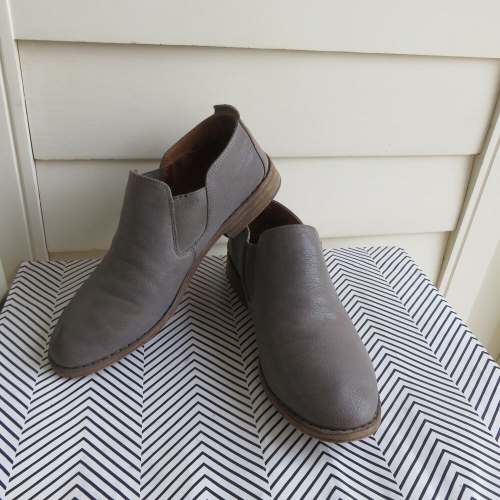 Gentle Souls by Kenneth Cole Gray Loafers 7 M Women's Essex